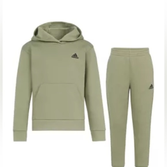 Adidas Green Tracksuit Sz 5 retail $52 - Picture 1 of 6